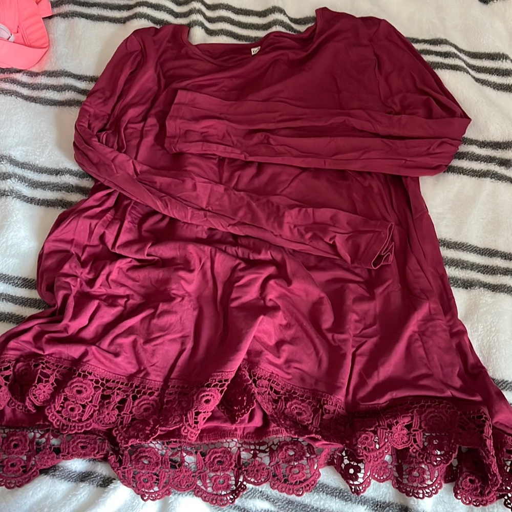 NWOT maroon long sleeve tunic